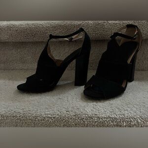 NWOT  Black Women's Heels